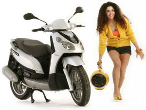 Piaggio Launch Its First 125cc Gear Less Scooter Aid0154 Piaggio Launch Its First 125cc Gear Less Scooter Aid0154