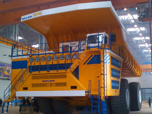 World's Largest Mining Dump Truck Belaz 75710