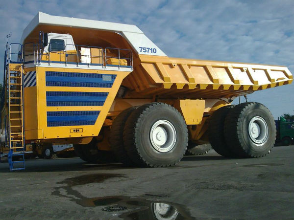 World's Largest Mining Dump Truck Belaz 75710