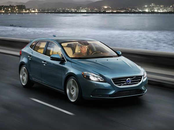 Volvo V40 launched in India Volvo V40 launched in India