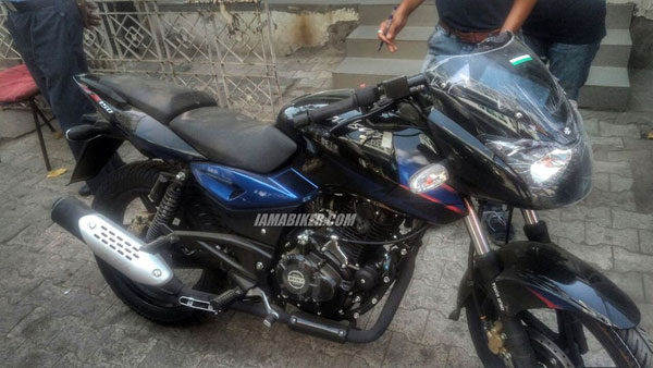 लेटेस्ट फीचर्स से लैस 2018 बजाज Pulsar 150 जल्द होगी लॉन्च