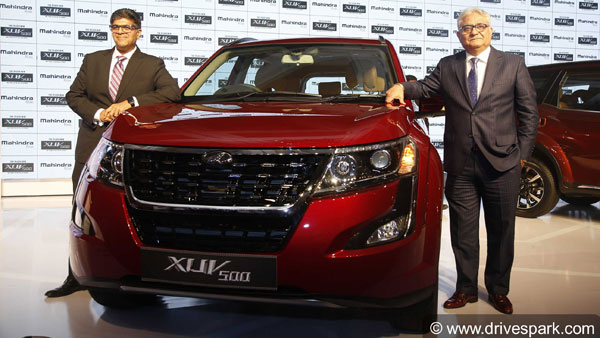 महिंद्रा की पॉपुलर एसयूवी XUV500 का फेसलिफ्ट वर्जन लॉन्च - कीमत 12.32 लाख से शुरू