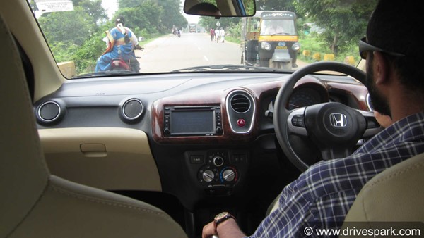 कार का ब्रेक अचानक से फेल हो जाने पर क्या करें?