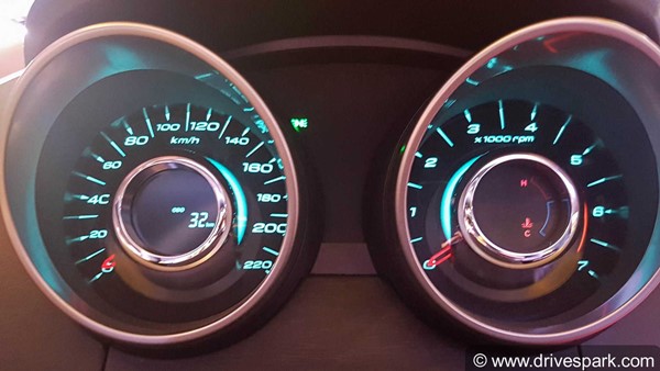 2018 महिंद्रा XUV500 से जुड़ी वो 5 खास बातें जो आपको जरूर जाननी चाहिए