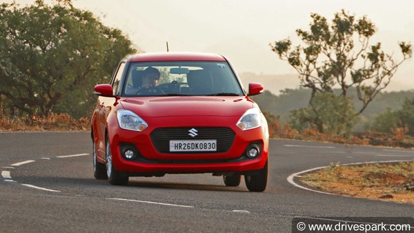 भारत की बेस्ट सेलिंग हैचबैक कार मारुति Swift 2018 खरीदने से पहले उसके बारे में सब कुछ जानें