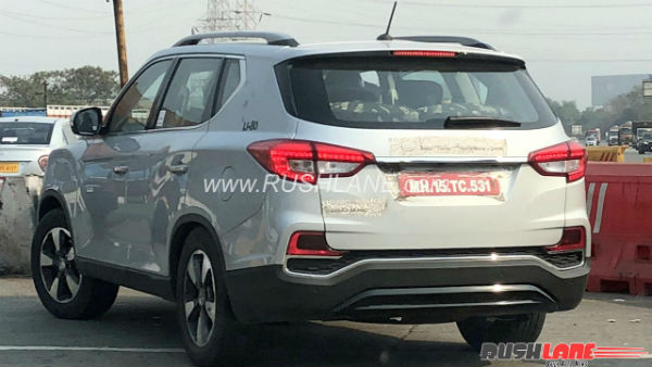 लॉन्च से पहले महिंद्रा XUV700 स्पॉट - जानिए कैसी होगी यह लग्जरी एसयूवी