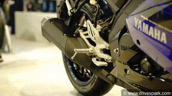 भारत की सबसे पॉपुलर स्पोर्ट्स बाइक Yamaha R15 V3.0 के बारे में ये बातें आपको जरूर जाननी चाहिए