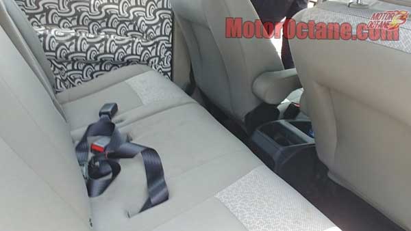 महिंद्रा U321 MPV का इंटीरियर हुई लीक - जानें फीचर्स और लॉन्च डेट