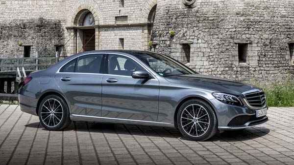 Mercedes-Benz जल्द पेश करेगा C-class का नया अवतार