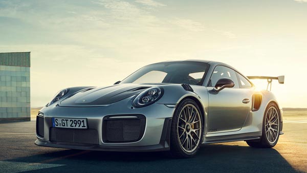 3.88 करोड़ की Porsche 911 GT2 RS भारत में लॉन्च - जानें खूबियां