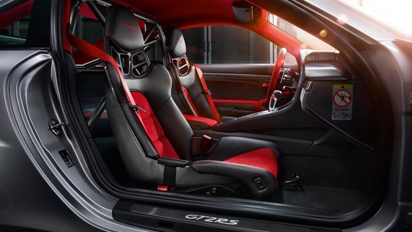3.88 करोड़ की Porsche 911 GT2 RS भारत में लॉन्च - जानें खूबियां