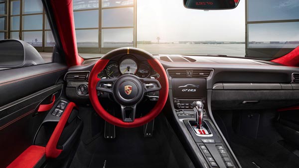 3.88 करोड़ की Porsche 911 GT2 RS भारत में लॉन्च - जानें खूबियां