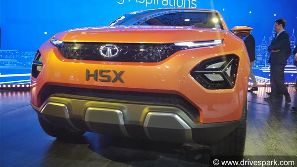 एक्सक्लूसिव: टाटा हैरियर (H5X) SUV बैंगलोर में टेस्टिंग के दौरान हुई स्पॉट