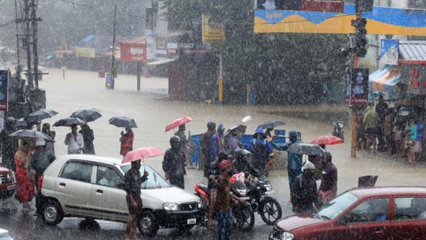 Kerala Floods 2018: बाढ़ जैसी विकट स्थिती में कैसे करें सुरक्षित ड्राइविंग