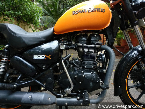 Royal Enfield Thunderbird 500X Review: पुराने जायके की नई पैकिंग