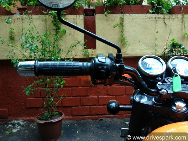 Royal Enfield Thunderbird 500X Review: पुराने जायके की नई पैकिंग