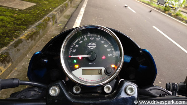 Harley Davidson Street Rod 750 — शानदार स्पोर्ट क्रूजर बाइक