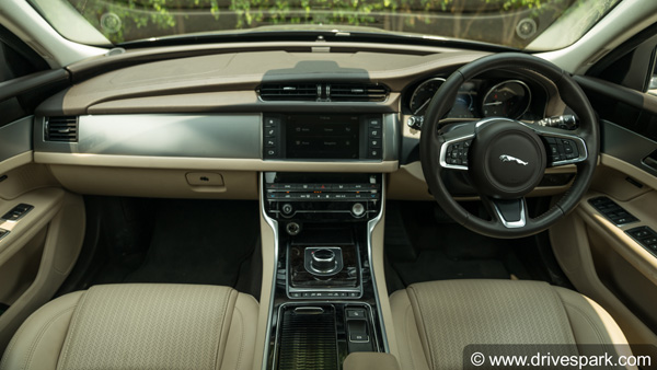 Jaguar XF 20d Road Test Review — जानिए इस कार में क्या है खास?