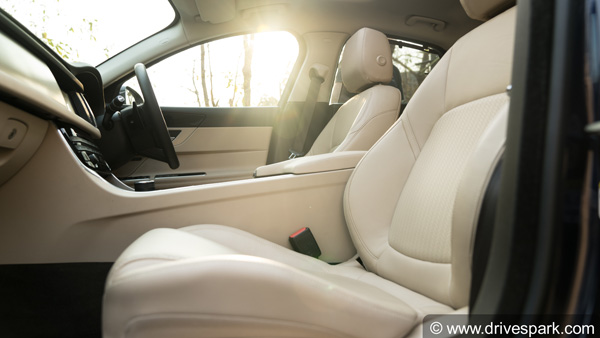 Jaguar XF 20d Road Test Review — जानिए इस कार में क्या है खास?