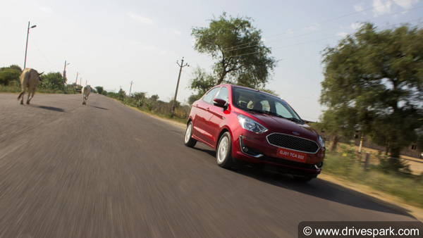 New Ford Aspire 2018 Review — पूरी डिटेल के साथ जानिए इस कार में क्या है खास?