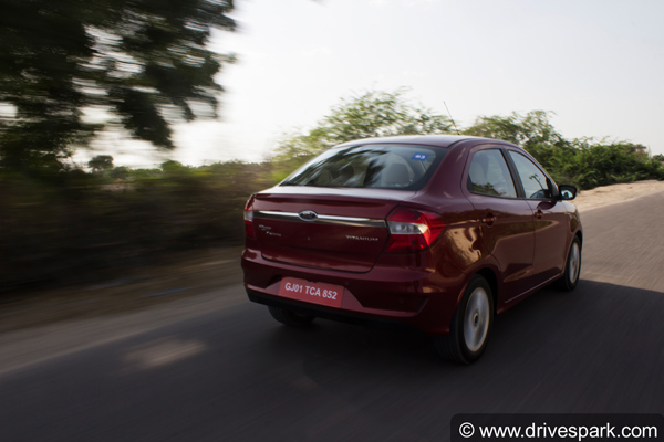 New Ford Aspire 2018 Review — पूरी डिटेल के साथ जानिए इस कार में क्या है खास?