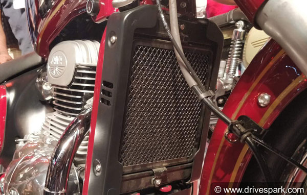 New Jawa Review (First Look): जानिए क्या है इसमें खास?