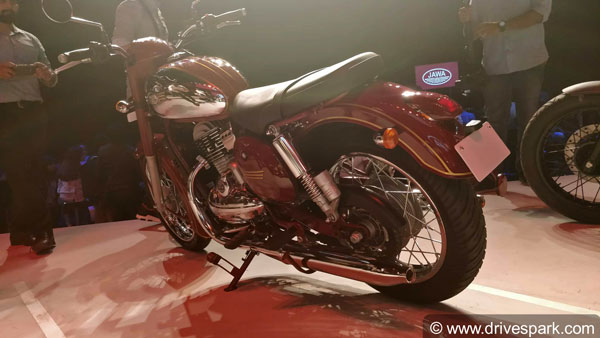 New Jawa Review (First Look): जानिए क्या है इसमें खास?