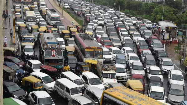 प्रदूषण के चलते दिल्ली में फिर लागू होगा ऑड-इवन नियम