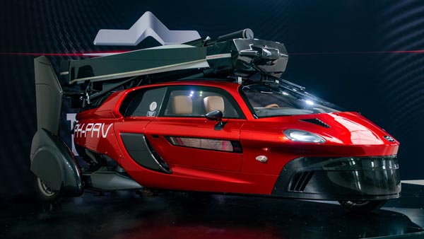 Pal-V flying car: हवा में उड़ने वाली कार की प्री-बुकिंग हुई शुरू, जानिए क्या है इसमें खास