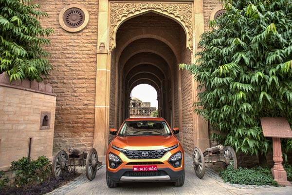 इस तारिक को लॉन्च होगी टाटा हैरियर SUV