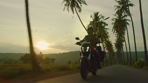 नई बजाज डोमिनर 400 (2019) भारत में हुई लॉन्च, जानिये कौन फीचर्स है नये