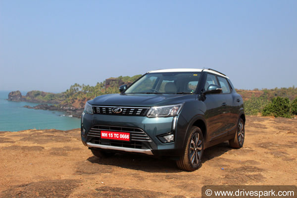 महिंद्रा XUV300 रिव्यू ー जानिये कितनी बेहतर है महिंद्रा की यह नई एसयूवी, पढ़िए कीमत, फीचर्स व अन्य जानकारियां
