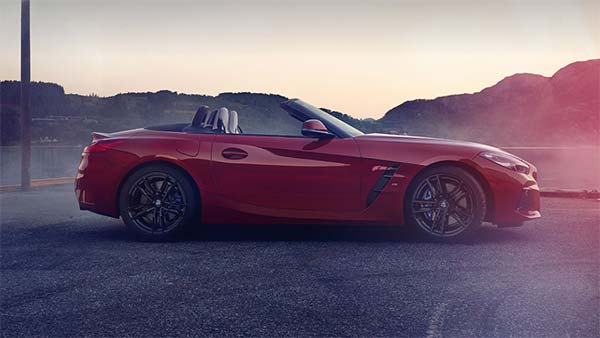 BMW Z4 Roadster भारत में जल्द ही होगी लॉन्च, रजिस्ट्रेशन हुआ शुरु