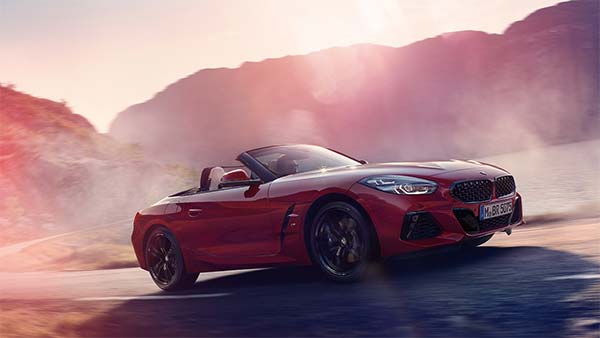 BMW Z4 Roadster भारत में हुआ लॉन्च, कीमत 68.90 लाख रुपयें से शुरु
