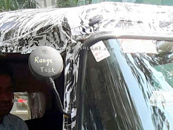 बजाज इलेक्ट्रिक ऑटो रिक्शा की सामने आयी तस्वीरें, देखे क्या होगा नया