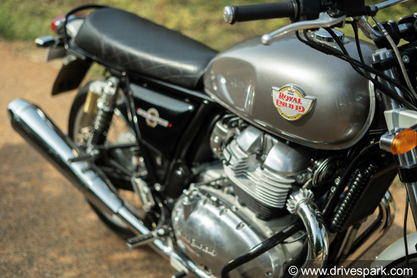 रॉयल एनफील्ड इंटरसेप्टर 650 तथा कॉन्टिनेंटल GT 650 ने सबको पछाड़ा, बने देश की सबसे अधिक बिकने वाली प्रीमियम बाइक्स