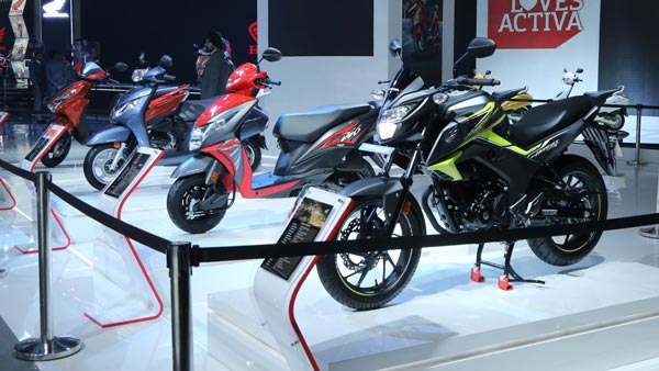देश में 13 सालों में पहली बार आई स्कूटर की बिक्री में गिरावट, कारों की बिक्री दर में भी 5 सालों में सबसे कम वृद्धि