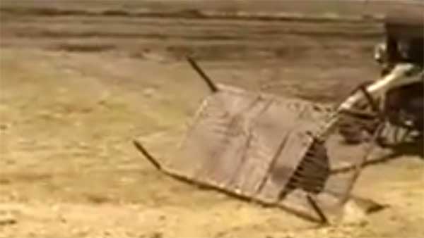 आनंद महिंद्रा ट्वीट ट्रैक्टर खटिया जुगाड़ वीडियो