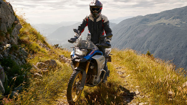 नई बीएमडब्ल्यू F 850 GS एडवेंचर लॉन्च प्राइस फीचर्स