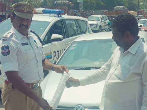 टोयोटा इटिओस ओनर 1 लाख फाइन