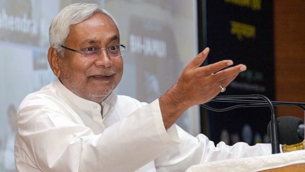 बिहार सीएम नीतीश इलेक्ट्रिक कार से विधानसभा पहुंचे जानिये इलेक्ट्रिक कार की खूबियां