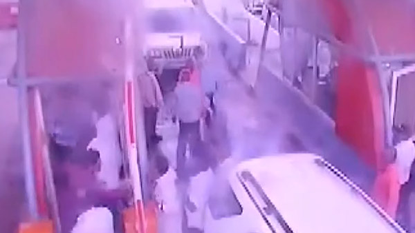 टोल टैक्स मांगने पर भड़के भाजपा नेता, टोलकर्मियों से की मारपीट