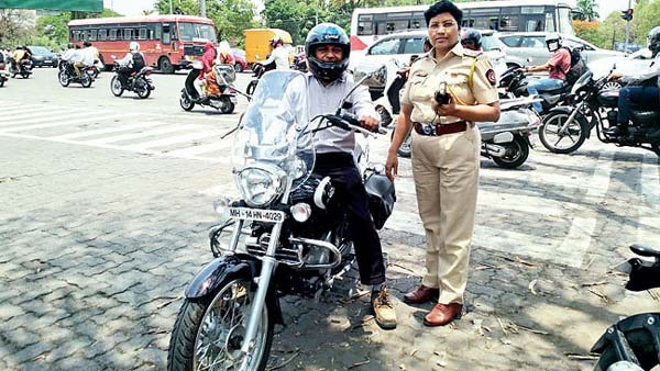 ल्ली पुलिस ने लॉन्च किया ई-चालान और ई-भुगतान का विकल्प, अब घर बैठे करे ट्रैफिक चालान का भुगतान