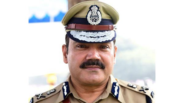हैदराबाद कमिश्नर पर ओवर स्पीड के लिए लगा जुर्माना, सोशल मीडिया पर वायरल हुई तस्वीरें
