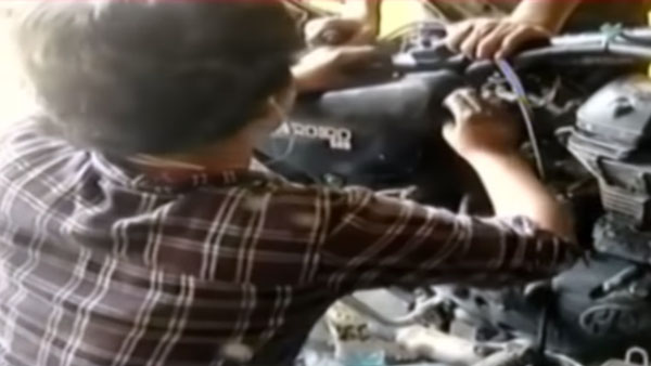 लेडी मैकेनिक करती है रॉयल एनफील्ड की रॉयल सवारी, शहर के लोग कहते है बुलेट रानी