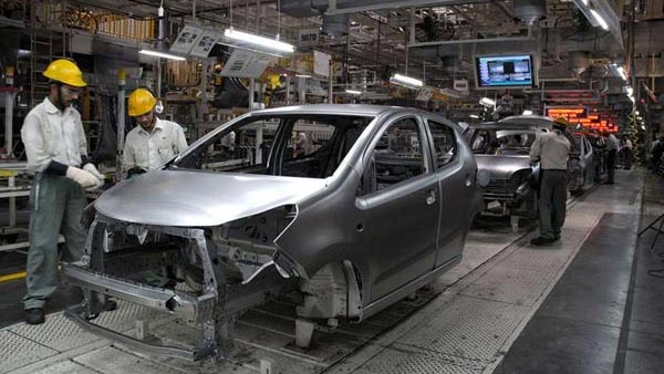 ऑटो उद्योग में जारी है मंदी का दौर, 2 लाख नौकरियां प्रभावित