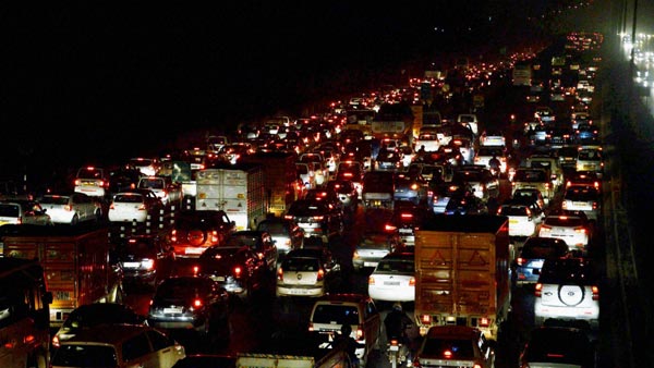 इलेक्ट्रिक वाहनों के लिए अब कोई समय सीमा नहीं