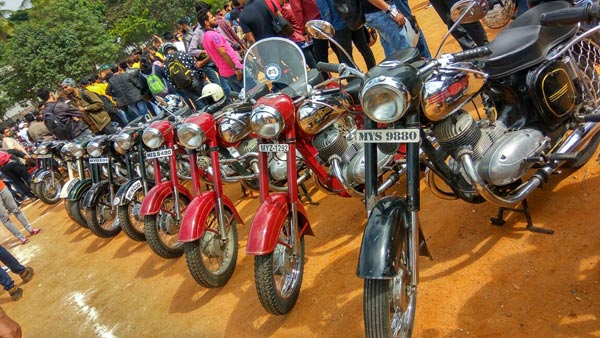 भारत में जल्द ही लॉन्च होगी येजदी मोटरसाइकिल, ट्वीटर और इंस्टाग्राम अकाउंट हुआ एक्टिव