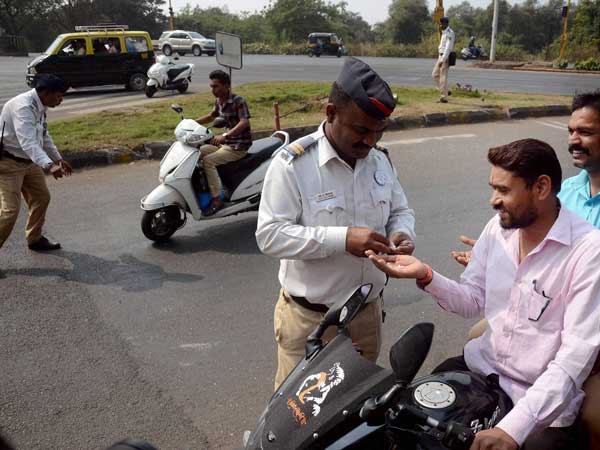 पश्चिम बंगाल में लागू नहीं होगा नया मोटर व्हीकल एक्ट, सरकार का फैसला