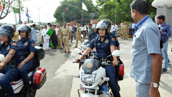 इन मोटरसाइकिलों से चोरों का पीछा करती हैं भारतीय पुलिस, हार्ले-डेविडसन से होंडा सीबीआर 250 तक है शामिल